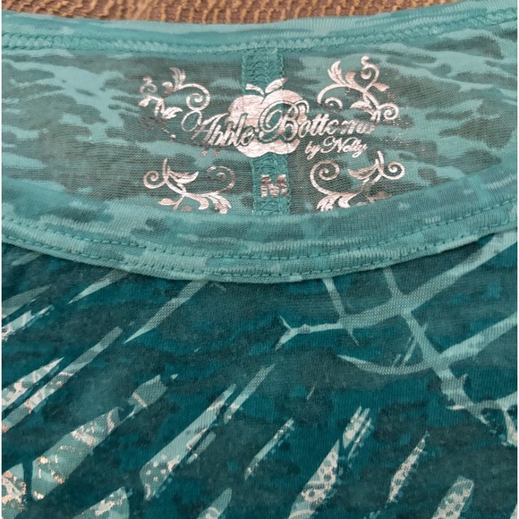 Rare Apple Bottoms by Nelly Aqua T-shirt M - Picture 3 of 4